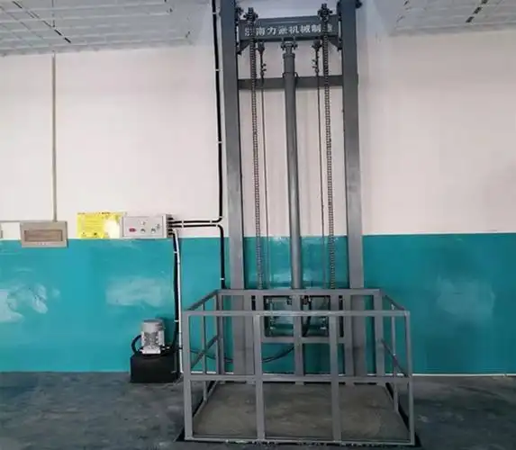 工业货梯安全性能_淄博导轨式升降货梯厂家如何选择_货梯选购指南